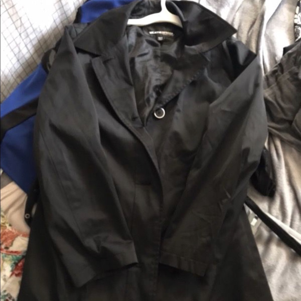 Women’s black mid length jacket